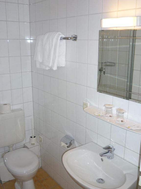Hotel-Gaststatte Mutter Buermann Hemmingen  Cameră foto