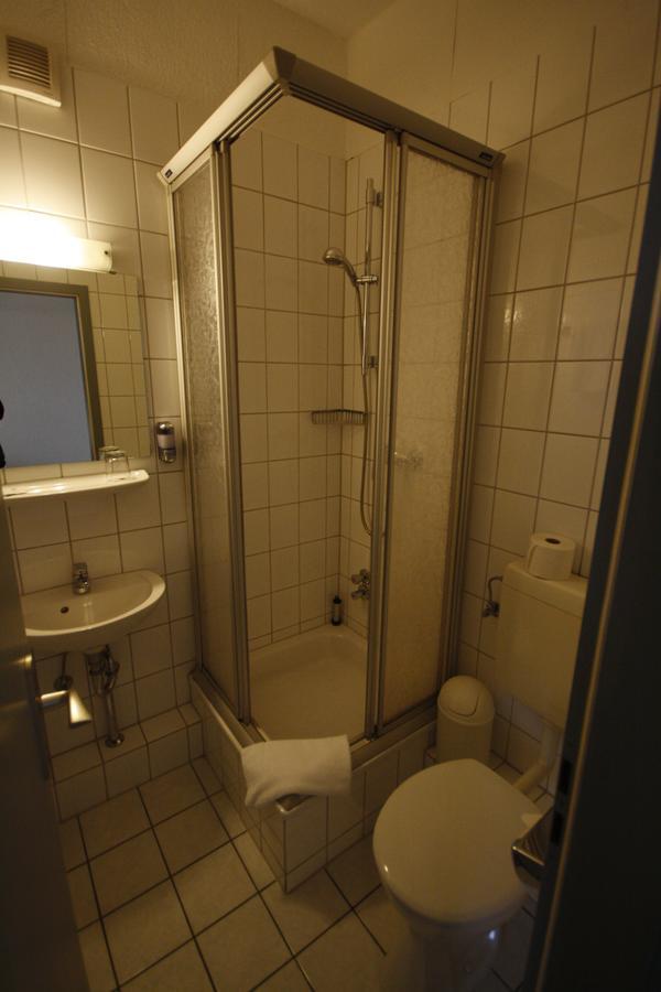 Hotel-Gaststatte Mutter Buermann Hemmingen  Exterior foto