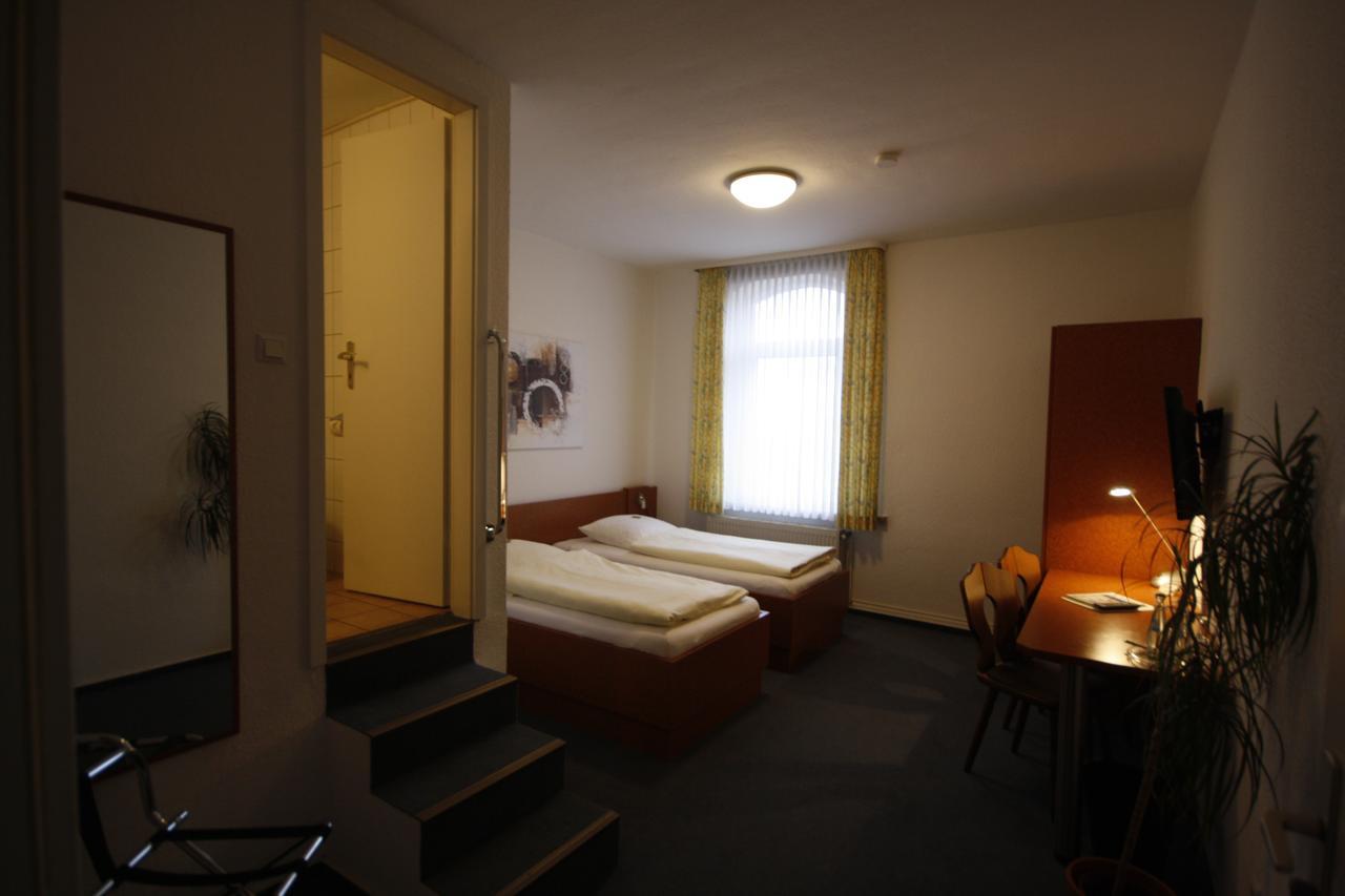 Hotel-Gaststatte Mutter Buermann Hemmingen  Exterior foto